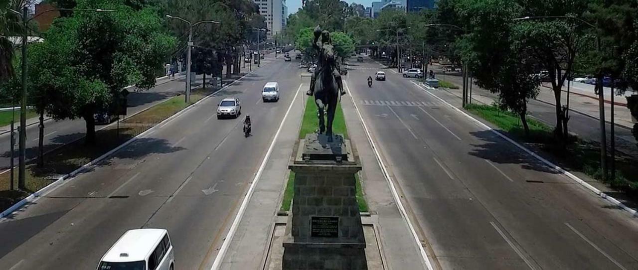 Apartamento Avenida Reforma Ciudad De Guatemala Daire Dış mekan fotoğraf